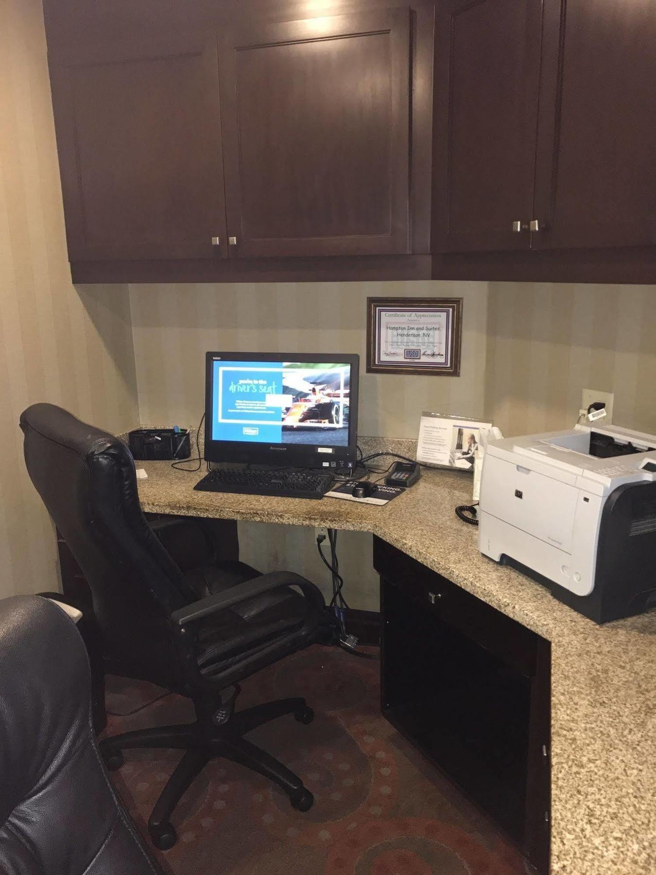 Hampton Inn & Suites Las Vegas South Екстериор снимка